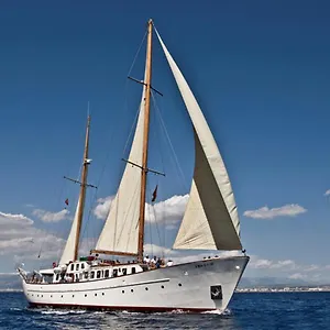Southern Cross Botel Barcelona